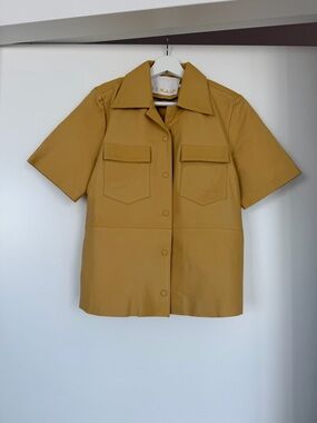 REMAIN Birger Christensen Leather Mustard Short-Sleeve Button Front Shirt Jacket
